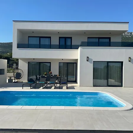 Villa Allure Sensuelle Kastela Exterior photo